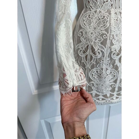 NWT BRONX & BANCO Structured Casey Lace Fit & Flare Scalloped Hem Mini Dress M - Picture 16 of 16